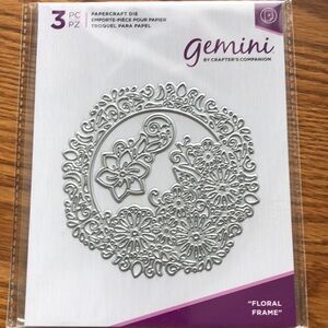 Crafter’s Companion Floral Frame metal die set